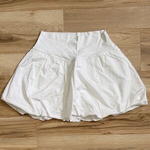 *NWT* Offline by Aerie Real Me Bubble Skort Women’s White